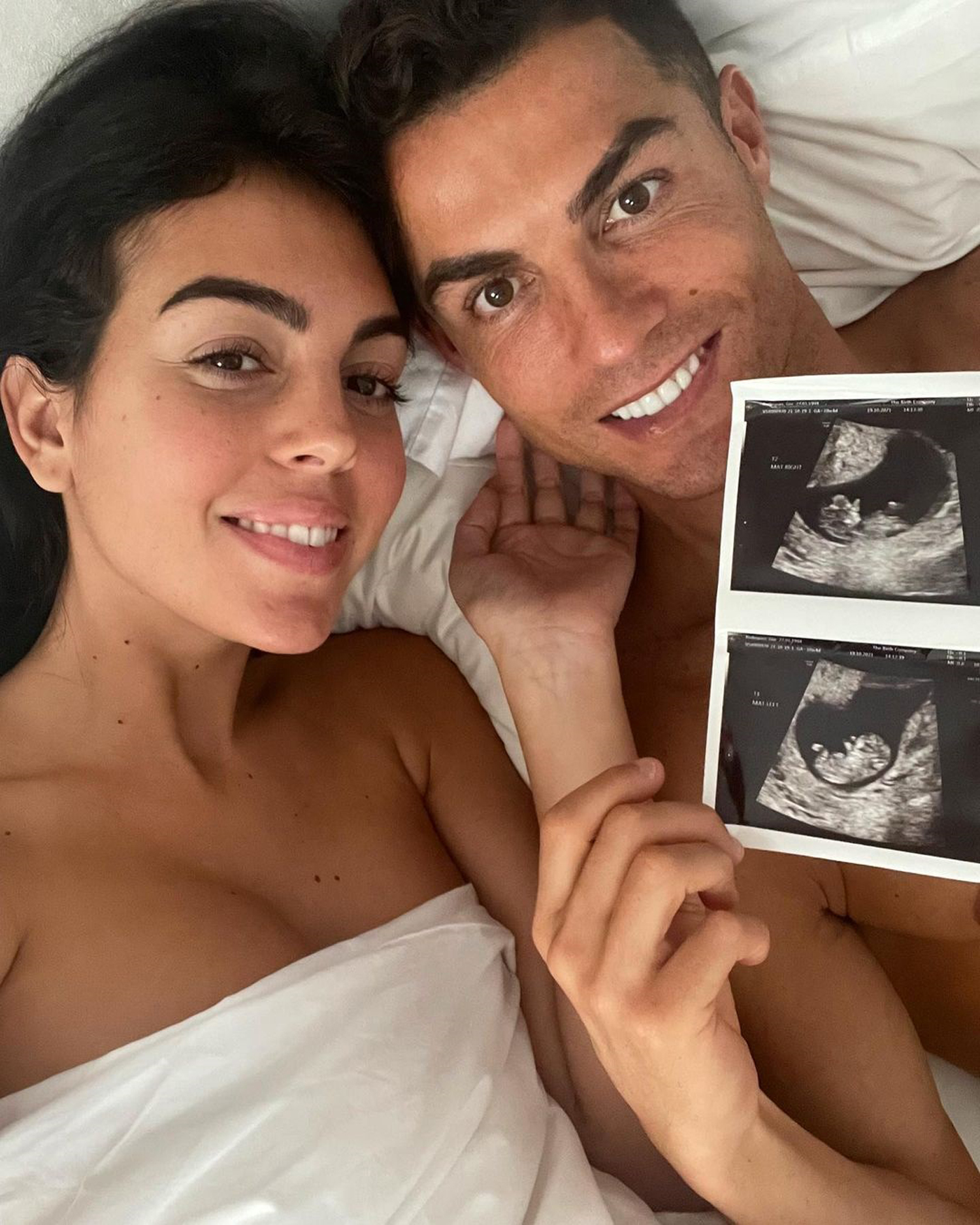 Cristiano Ronaldo announces twins pregnancy