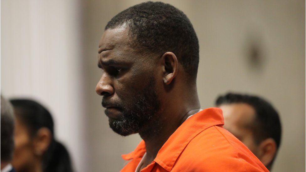 R. Kelly removed from suicide watch at Brooklyn federal prison