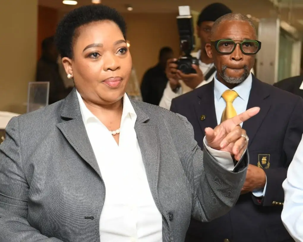 Nomusa Dube-Ncube arrives at Moses Mabhida Stadium to thank people of KZN who are lining up the streets, cheering Comrades Marathon runners