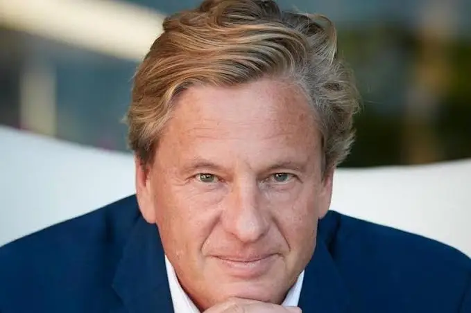 The emperor has no clothes, says billionaire businessman Rob Hersov on ‘spineless, useless’ Cyril Ramaphosa