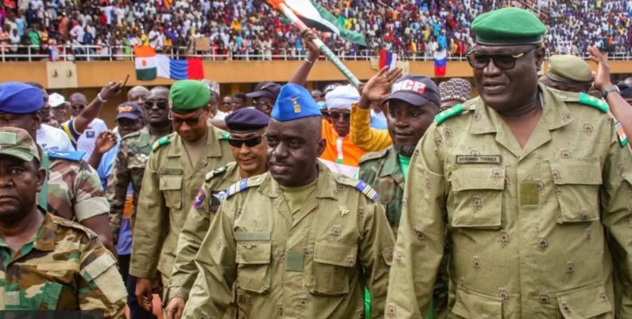 Niger coup: Junta shuts airspace citing military intervention threat